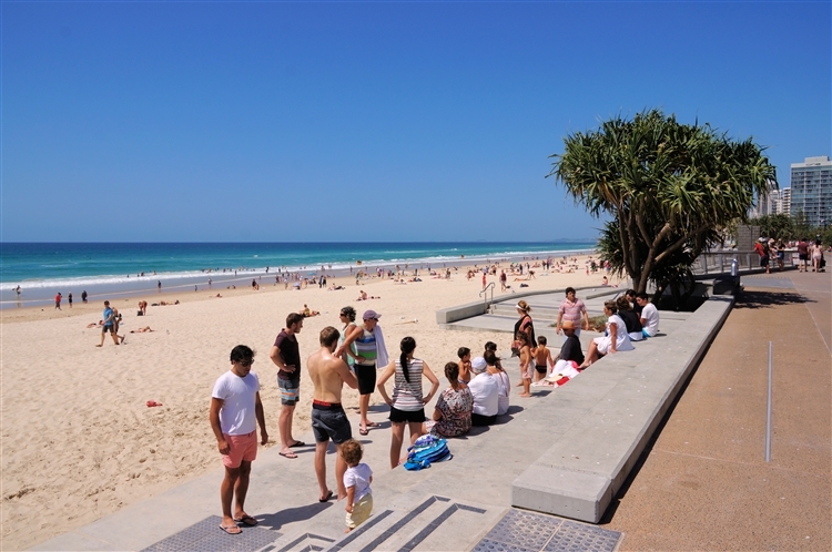 SurfersParadise_DSC05956