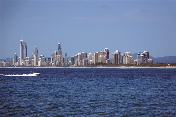 SurfersParadise_DSC06055