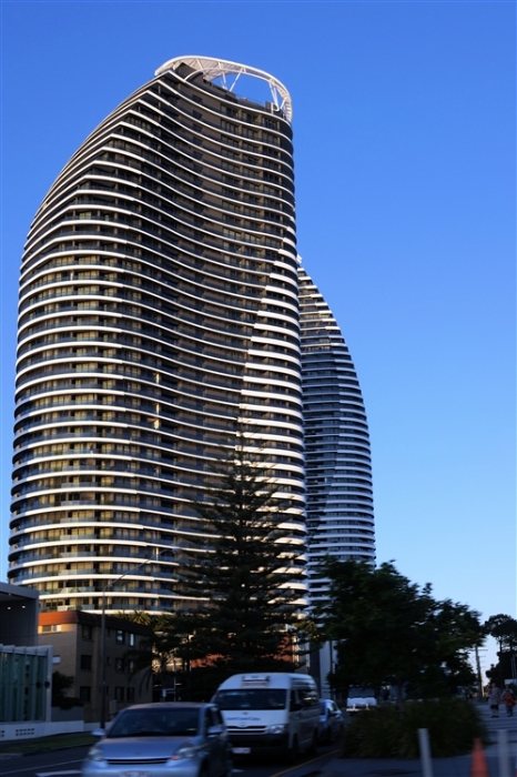 SurfersParadise_DSC06194