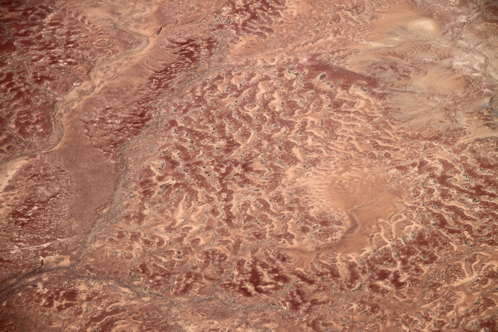 ApproachingLakeEyreSouth_1058.jpg