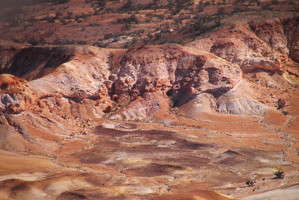 PaintedHillsSouthOfLakeEyre_1015.jpg