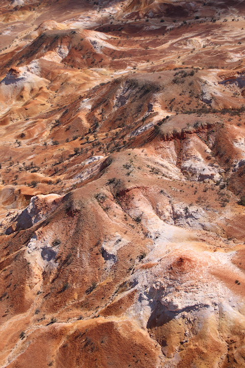 PaintedHillsSouthOfLakeEyre_1033.jpg