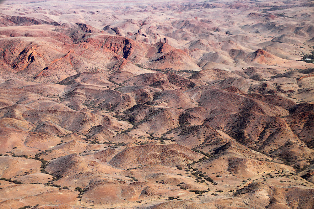 LakeEyre_DavenportRange_1345.jpg