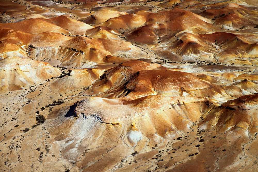 LakeEyre_PaintedHills_1006.jpg