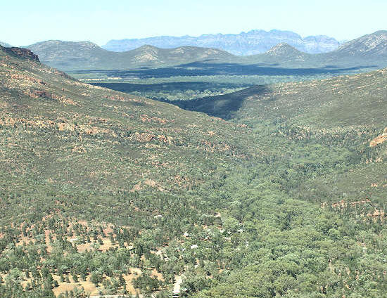 Flinders SA - Wilpena Pound Gap