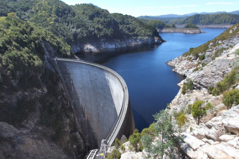 Tasmania_SG_LakeGordon_0089_800px