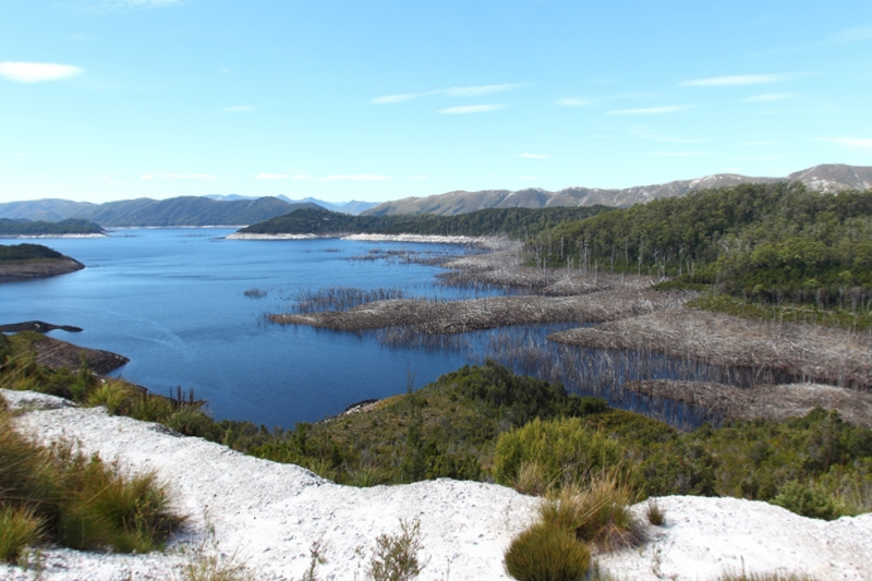Tasmania_SG_LakeGordon_0091_800px