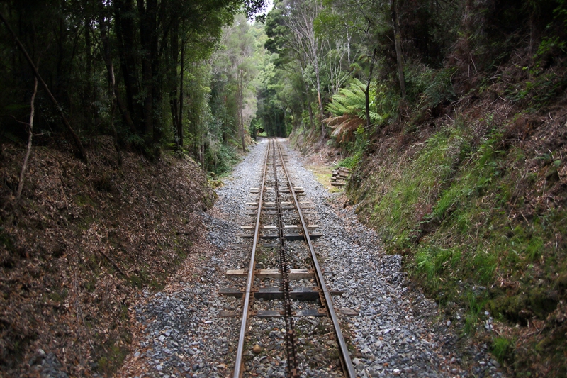 Tasmania_Queenstown_Train_1596_800px